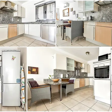 New Townhouse In El Duque Joyas *