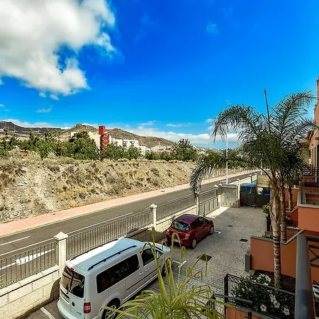 New Townhouse In El Duque Joyas Casa de Férias *