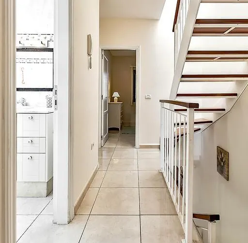 New Townhouse In El Duque Joyas Дом отдыха *