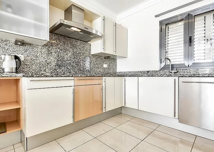 New Townhouse In El Duque Joyas * Costa Adeje (Tenerife)