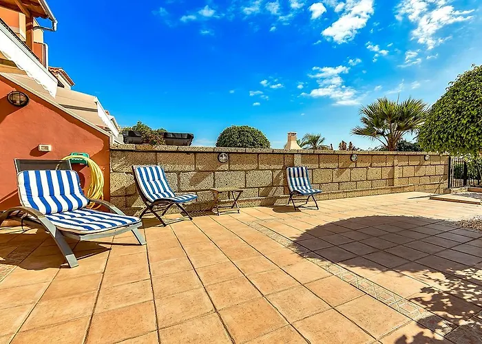 New Townhouse In El Duque Joyas * Адехе