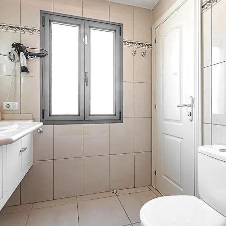 New Townhouse In El Duque Joyas Ferienhaus Costa Adeje (Tenerife)