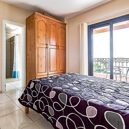 New Townhouse In El Duque Joyas Feriehus *