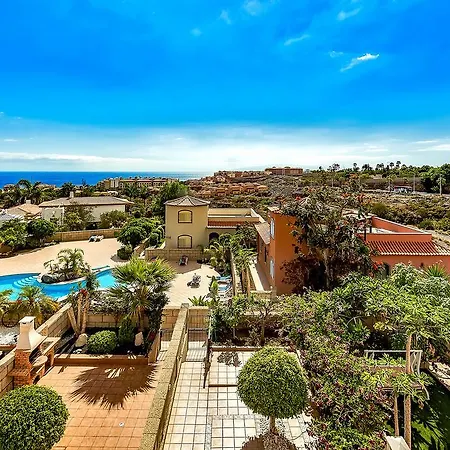 New Townhouse In El Duque Joyas Costa Adeje (Tenerife)