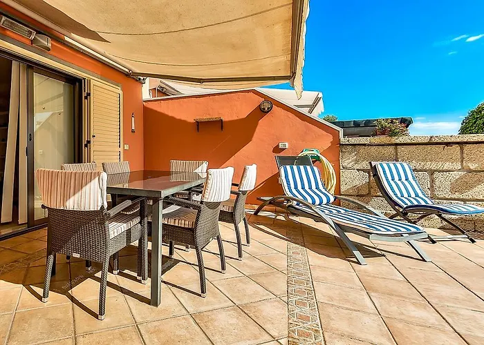 New Townhouse In El Duque Joyas Σπίτι διακοπών *